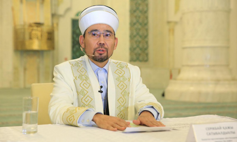 Bas múftı qazaqstandyqtardy Qurban aıt meıramymen quttyqtady