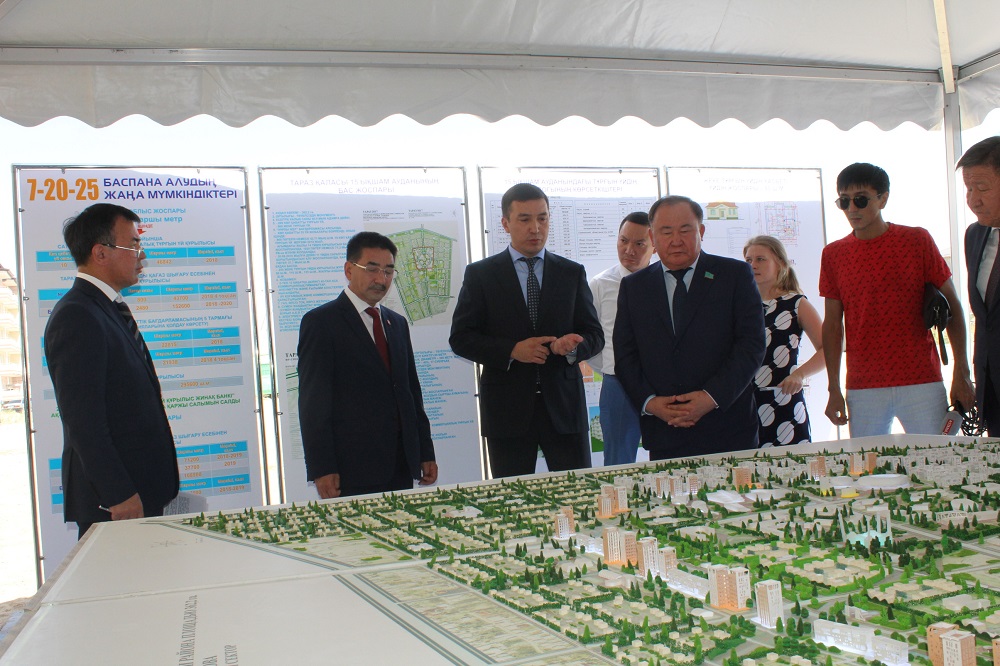 Tarazda bıyl 800 páter tapsyrylady