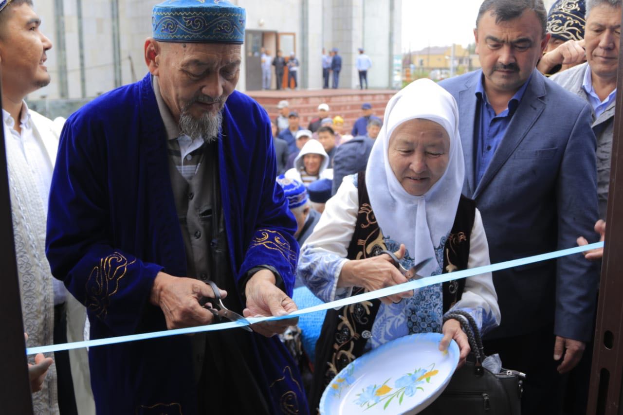 Aıagózde Neke saraıy ashyldy