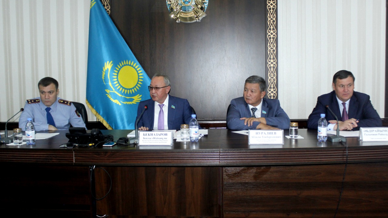 Senat Tóraǵasynyń orynbasary Bektas Beknazarov Jambyl oblysyna bardy