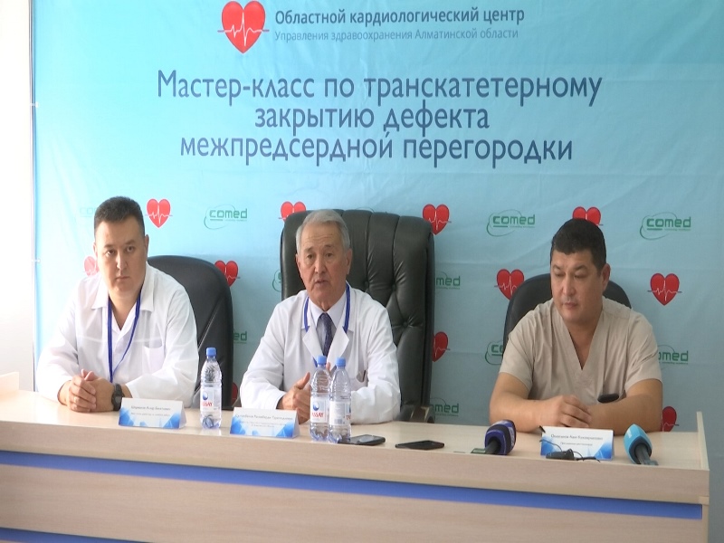 Taldyqorǵanda ashyq ádispen júrekke ota jasaldy