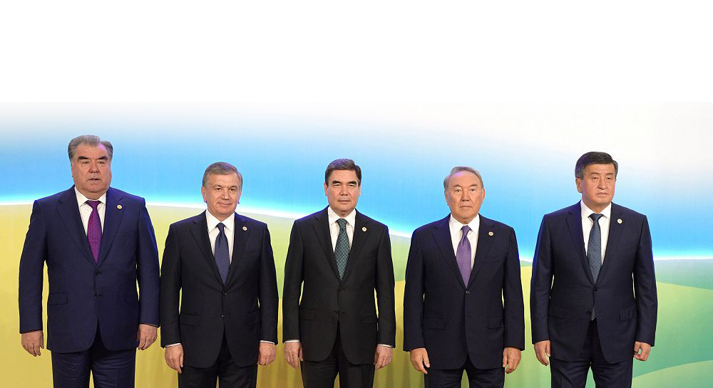 Bes prezıdenttiń qatysýymen ótken tarıhı basqosýda jańa basymdyqtar men mindetter aıqyndaldy