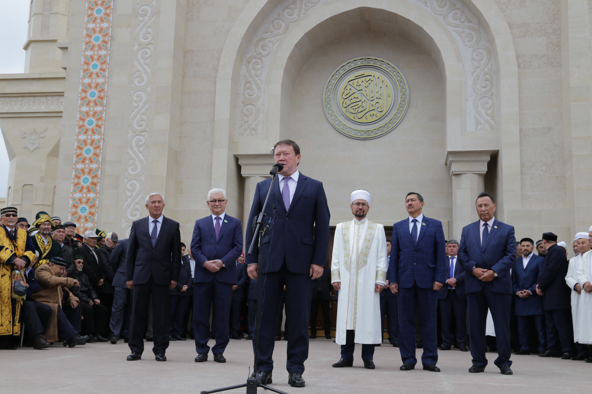 Petropavlda  630 adamǵa arnalǵan meshit ashyldy