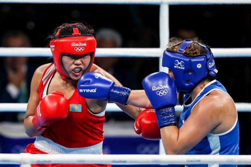 Úsh boksshy qyzymyz fınalǵa shyqty