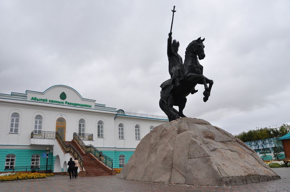 Abylaıdyń aq úıi