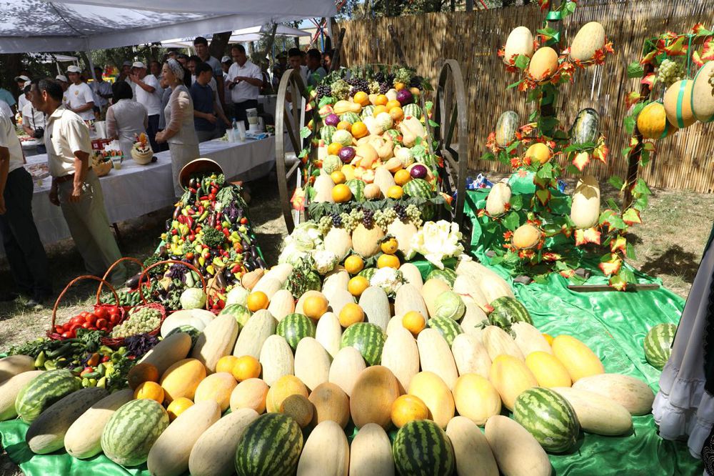 Maqtaly hám baqshaly aýdandar