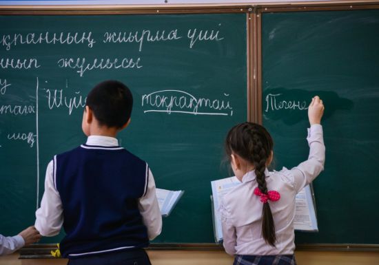 Atyraýlyq «Mektepke jol» aksııasy aıasynda 10 myńnan asa oqýshy qamtyldy