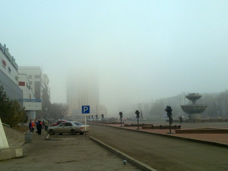 Elimizdiń basym bóliginde jel kúsheıip, tuman túsedi 
