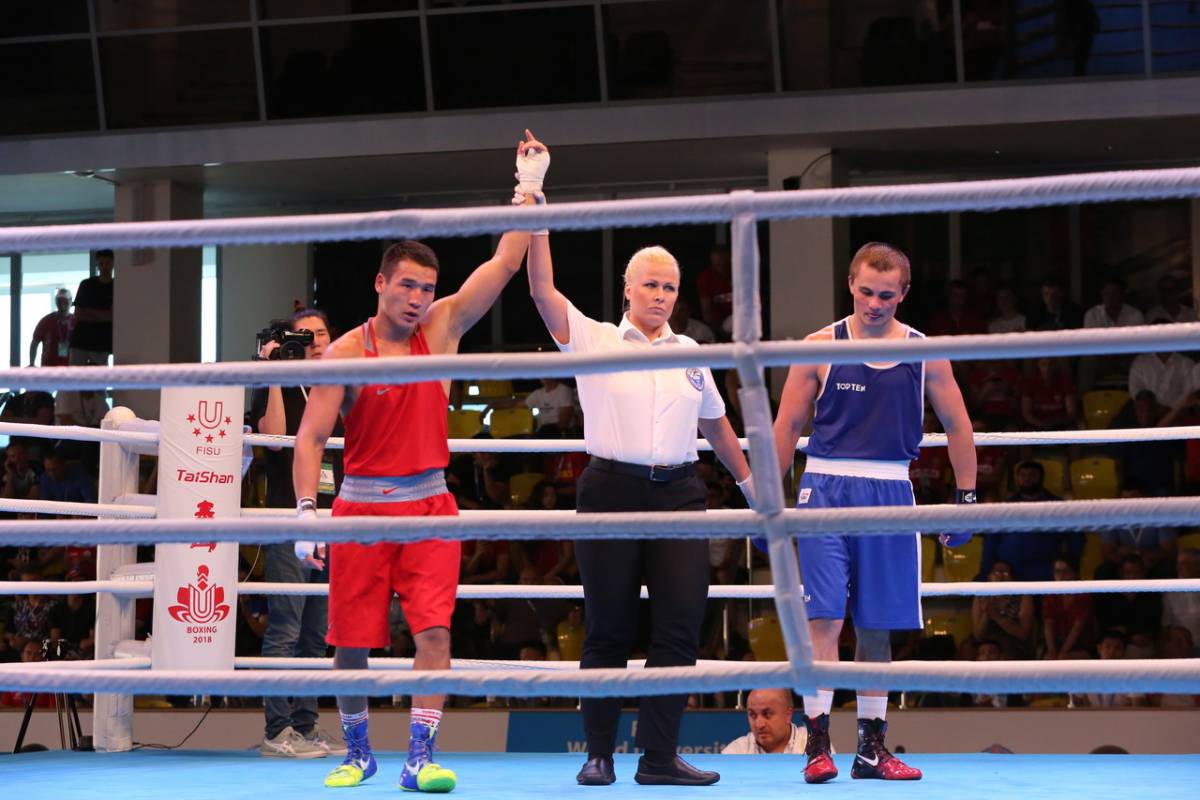 Elıstada qos boksshymyz fınalǵa shyqty