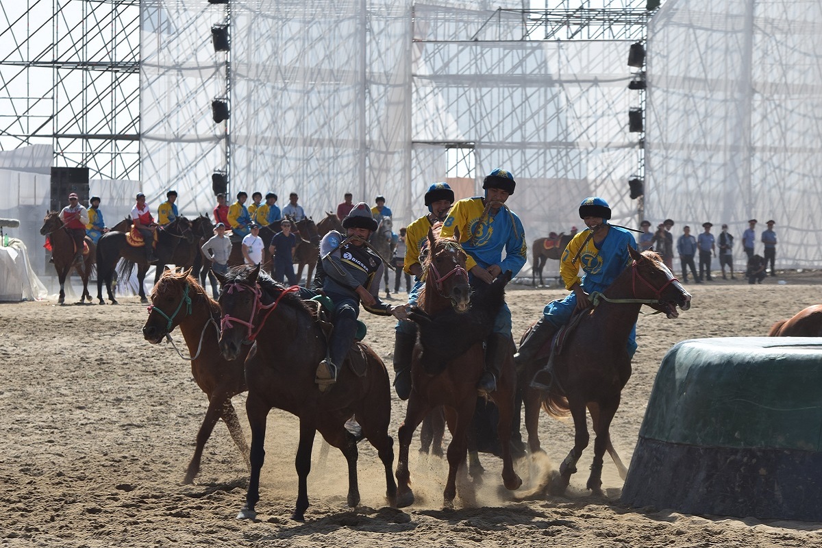 Kóshpendiler oıyny: Kókparshylar – jartylaı fınalda