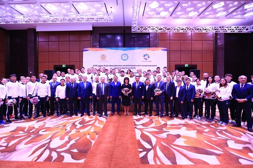 Almatyda Azııa oıyndarynyń jeńimpazdary men júldegerlerine qurmet kórsetildi