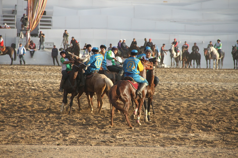 Kóshpendiler oıynynyń besinshi kúni qazaqstandyq sportshylar 8 medal ıelendi