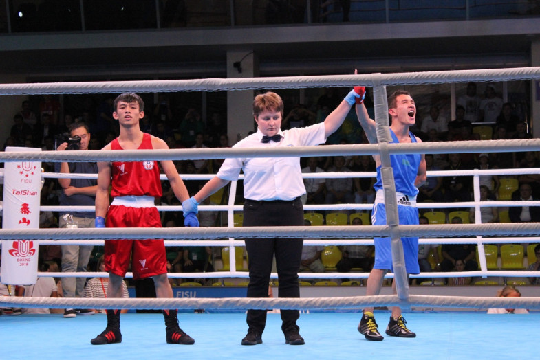 Elıstadan úsh boksshy júldemen oraldy