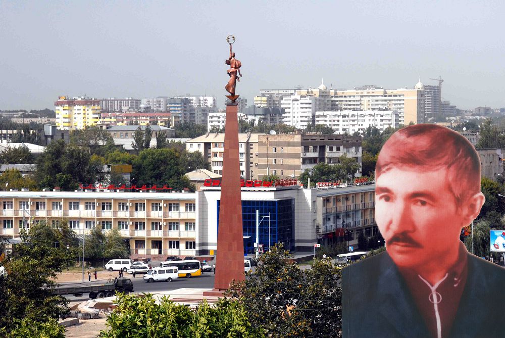 Aqyn esimi umyt qalmasa eken