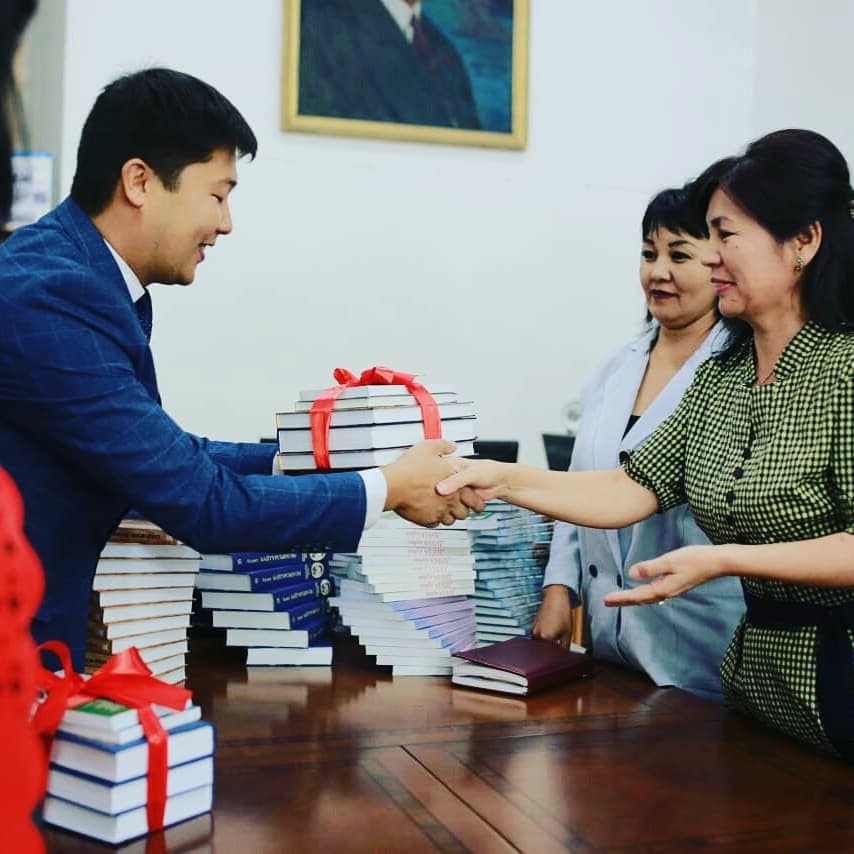 Jerlesterine 1500 dana kitap tartý etti