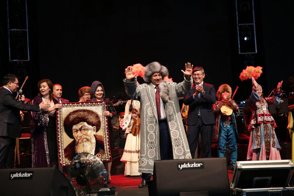 Ankarada «Qazaqstan kúnderi» ótti