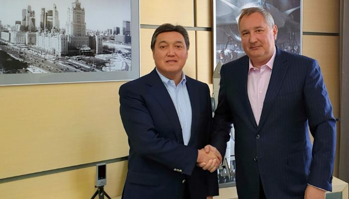 Asqar Mamın men Dmıtrıı Rogozın ǵarysh salasyndaǵy yntymaqtastyq máselelerin talqylady