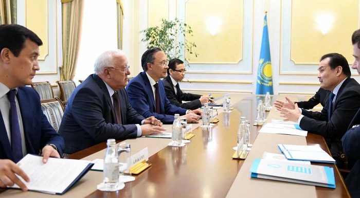 Syrtqy ister mınıstri Túrki keńesiniń Bas hatshysymen kezdesti