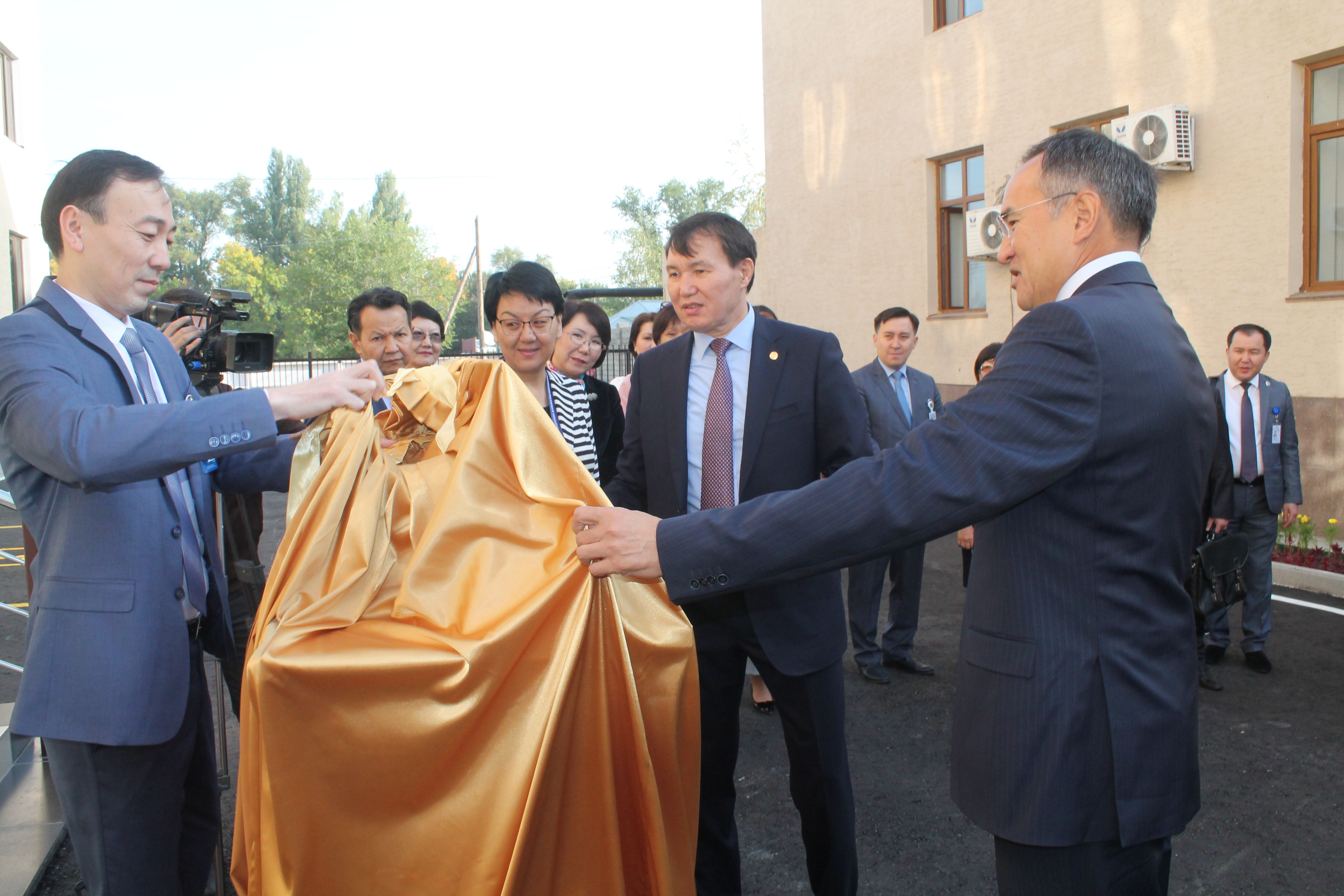 Tarazda Memlekettik basqarý akademııasynyń fılıaly ashyldy