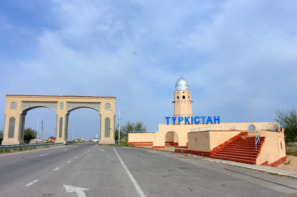 Tekti tórimiz Túrkistandy túleteıik!