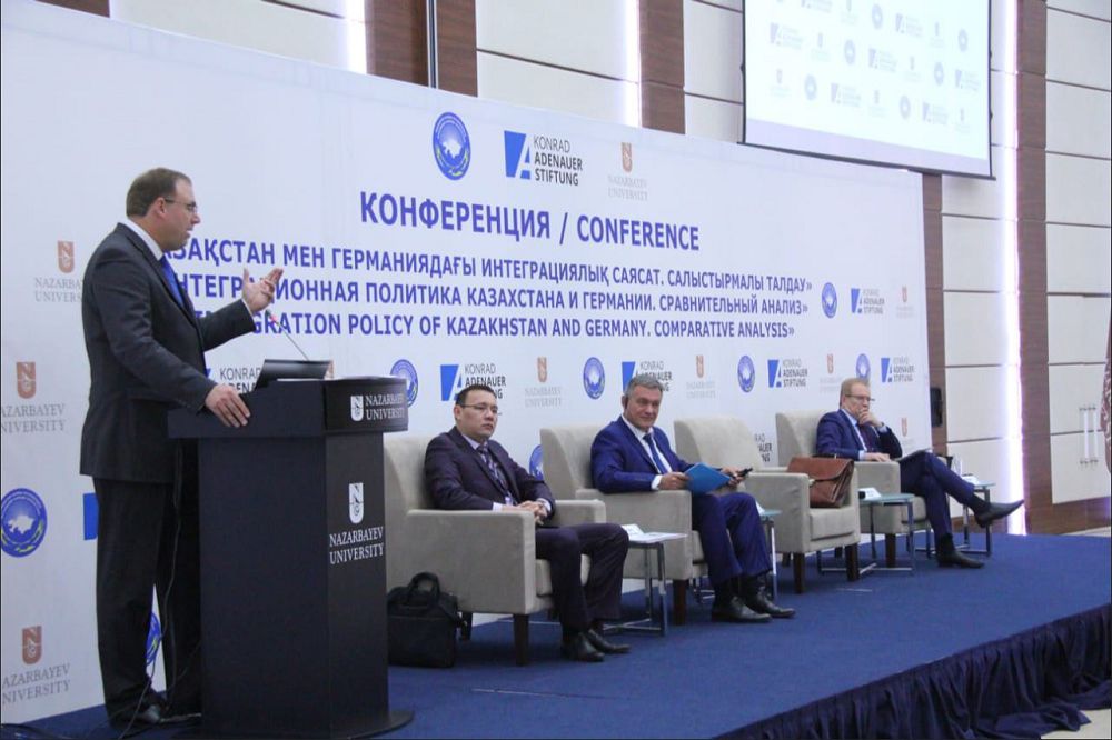 Integrasııa máseleleri talqylandy