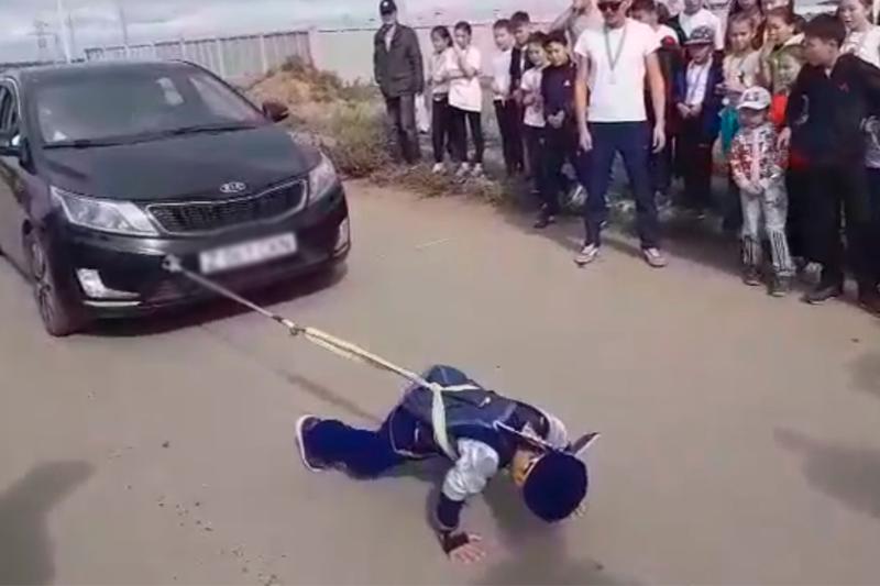 6 jasar aqmolalyq Bekmansur kólik súırep, rekord ornatty