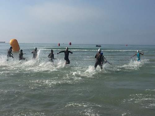 Aqtaýda trıatlonnan Qazaqstan Kýbogynyń fınaly bastaldy