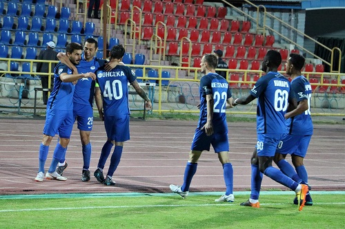 Pavlodarda «Ertis» fýtbol klýbynyń ataýyn latyn qarpine kóshirý usynyldy