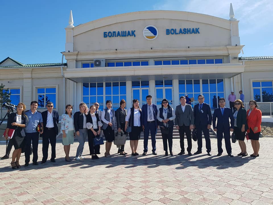 Jolaýshylar men jolserikterge sybaılas jemqorlyqtyń zııany túsindirildi