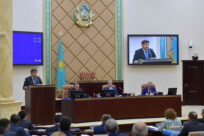 Senat otyrysynda birneshe zań jobalary talqylandy