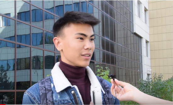 M.Áýezov, Sh.Murtaza, O.Bókeıdiń shyǵarmalaryn bilemiz be? (Vıdeo)