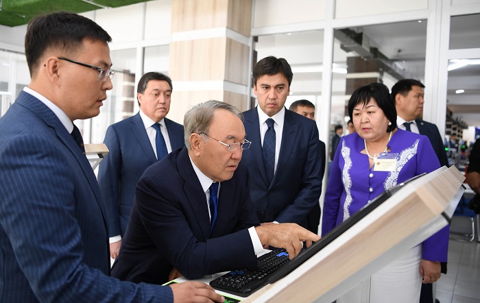 Elbasy Shymkenttiń qurylysy boıynsha 2023 jylǵa deıingi keshendi jospar qabyldaýdy tapsyrdy