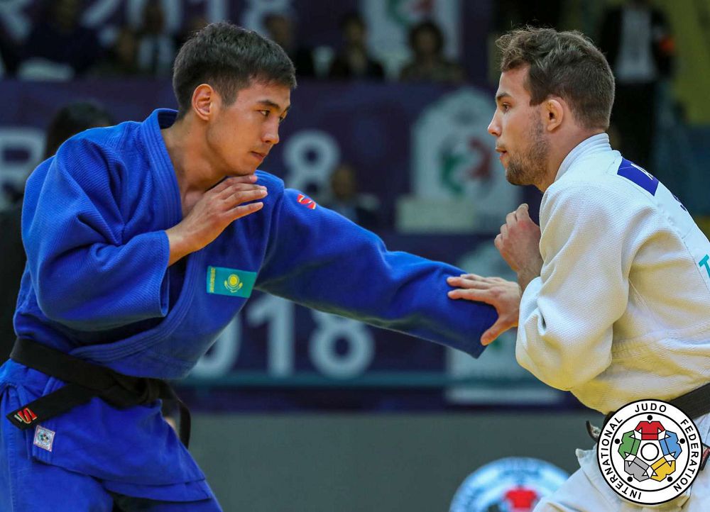 Japondardyń juldyzy janǵan doda