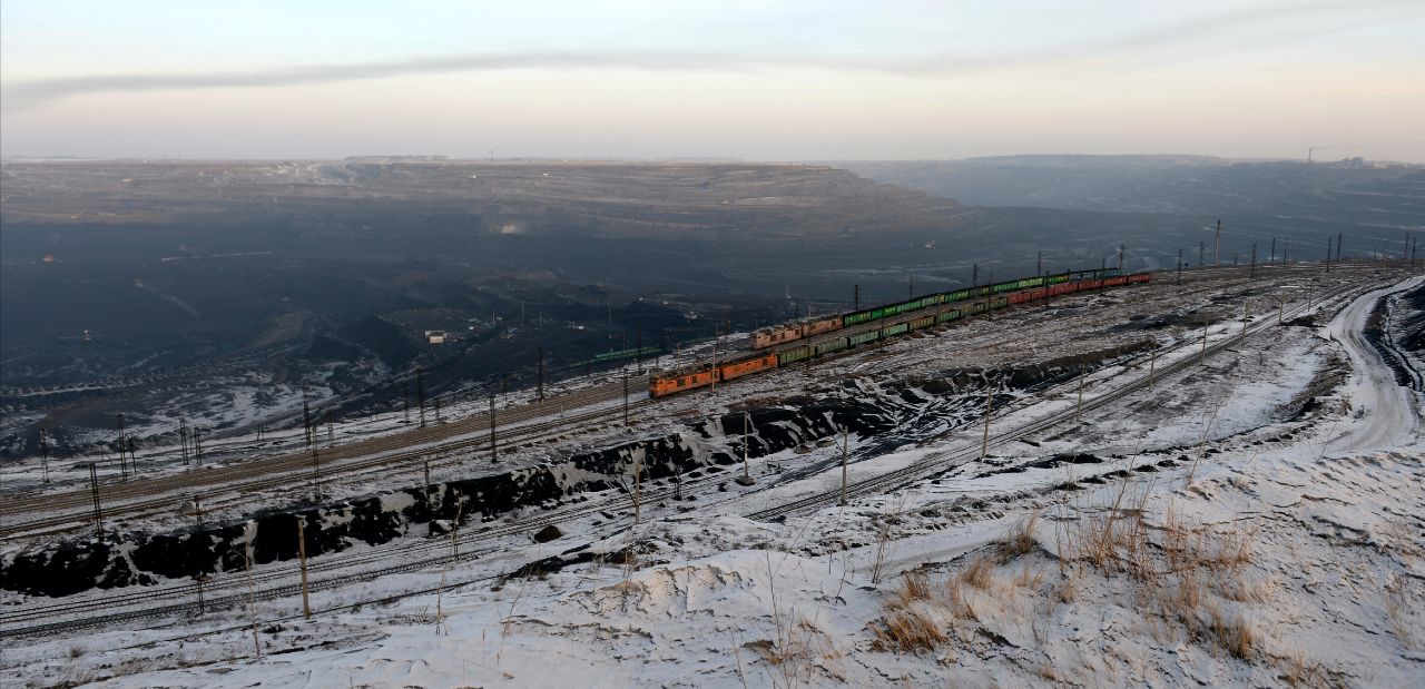 Ekibastuzdyń tas kómirin qytaılyqtar zerttemek 