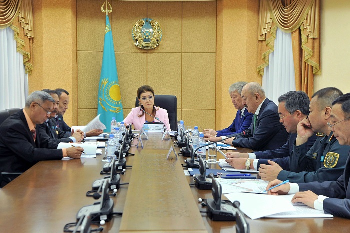 Senat komıtetinde halyqaralyq sharttardy ratıfıkasııalaý týraly zań jobalary qaraldy