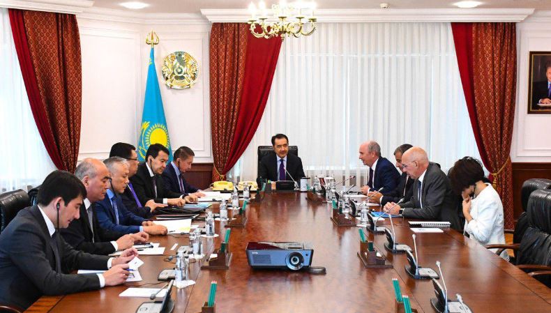 B.Saǵyntaev «Roıal Datch Shell» konserni bólimshesiniń dırektorymen kezdesti