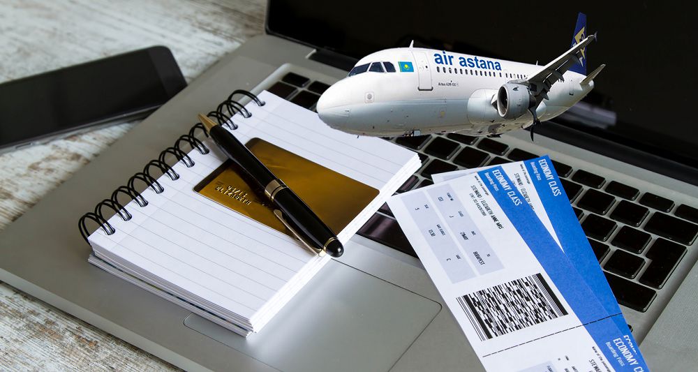 Djon Reınolds: «Qazaqstanda ushaq bıletiniń quny qymbat»