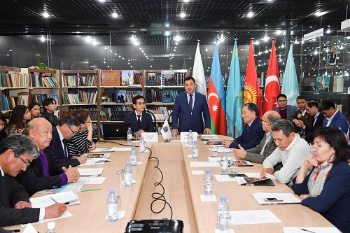 Alash taqyrybyn zerttegen japon ǵalymy