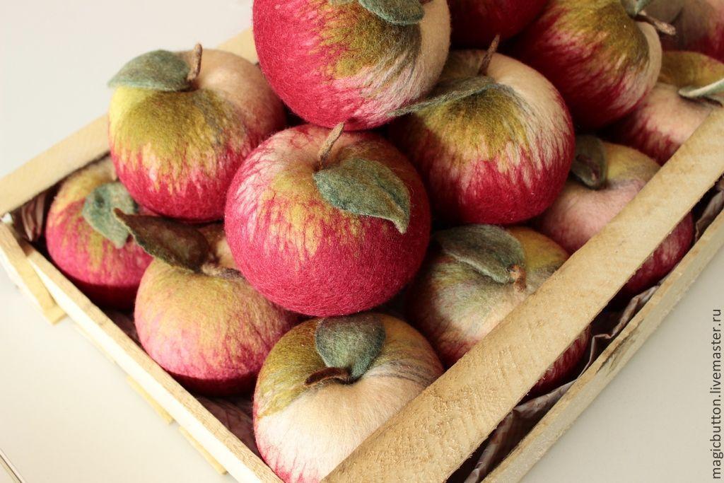 Almatyda halyqaralyq «Altyn alma» qolóner kórme-jármeńkesi ótedi