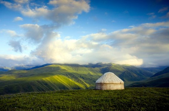 Elaman Qabdiláshim: Aýyl – yrystyń kózi