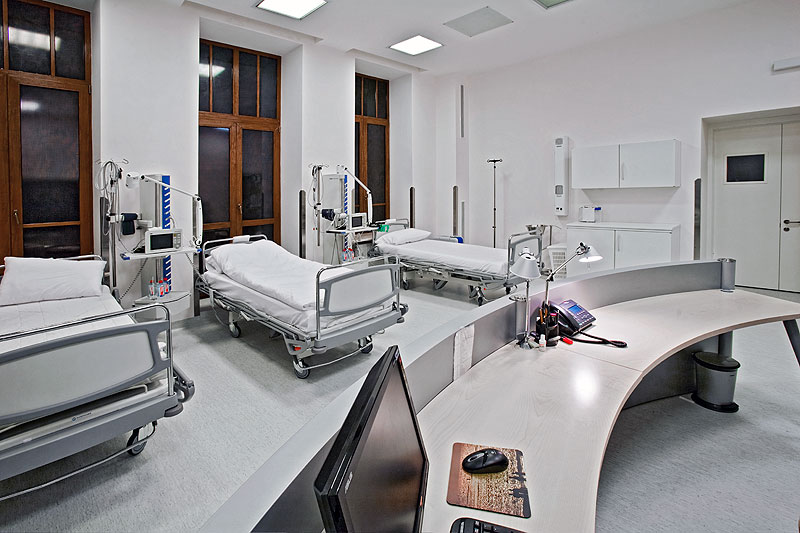 Áleýmettik medısınalyq saqtandyrý qorymen kelisimshart jasasqan jeke klınıkalar kóbeıdi