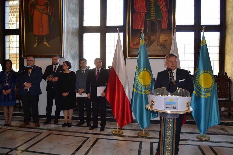 «Altyn Adam» Polshanyń Gdansk qalasynda