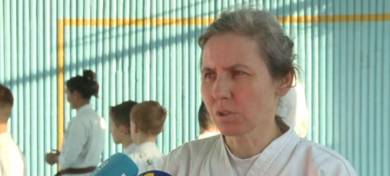 Soltústikqazaqstandyq karateshi áıel 49 jasynda Eýropa chempıony atandy