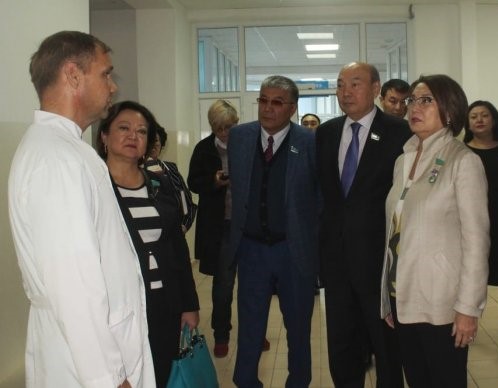 Aqmola oblysynda Parlament Senatynyń Áleýmettik-mádenı damý jáne ǵylym komıtetiniń kóshpeli otyrysy ótti