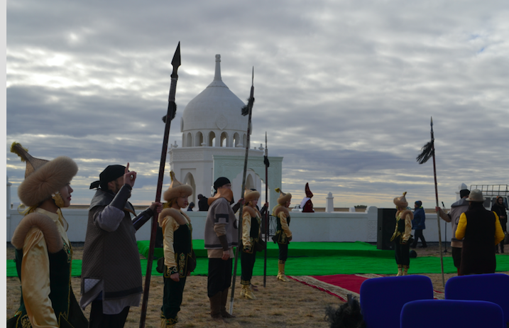 Batys Qazaqstanda Taqsaı hanshaıymyna kesene ashyldy