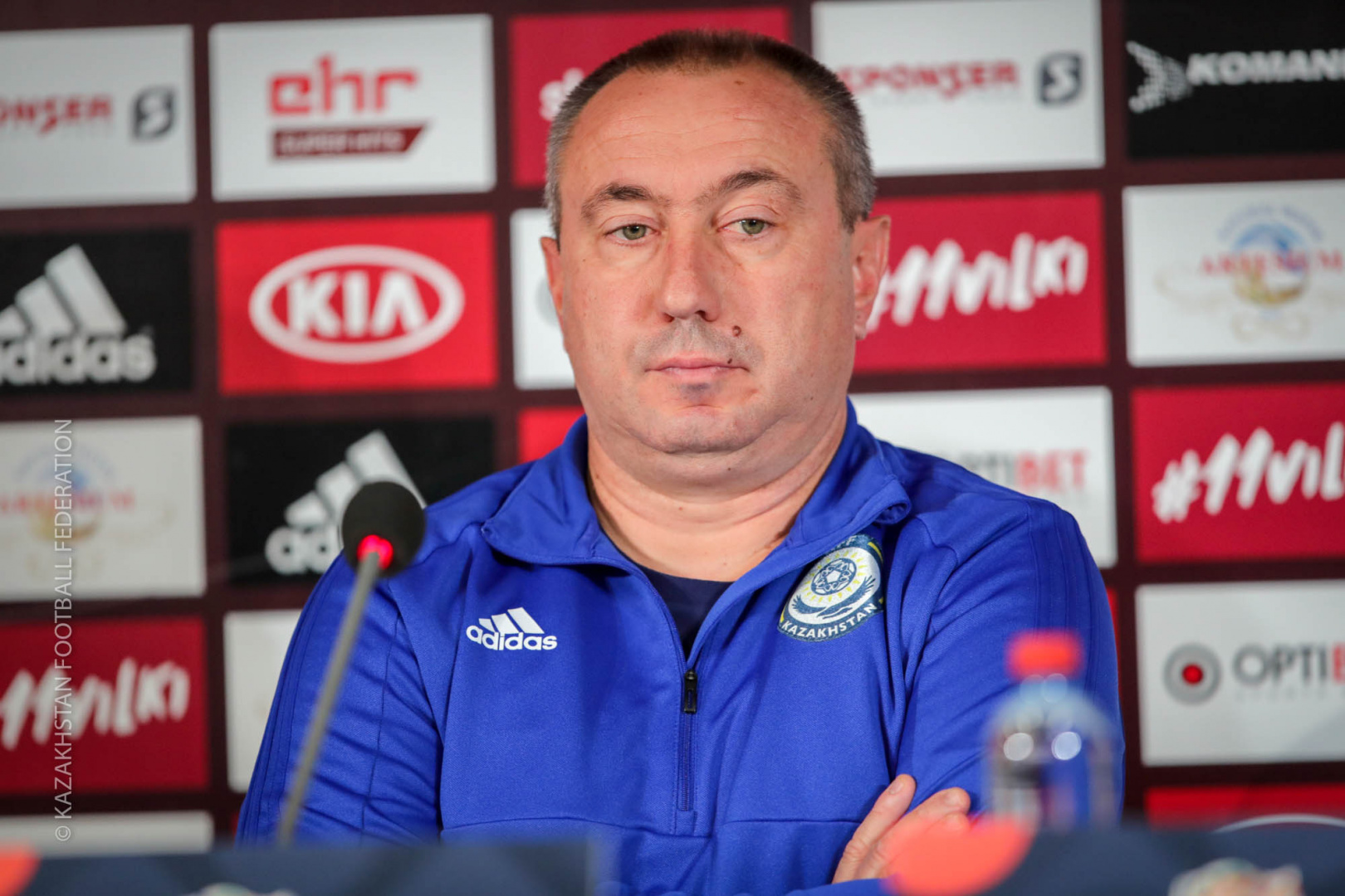 Stanımır Stoılov: Áleýetin tolyq kórsete almaı júrgen fýtbolshylar bar