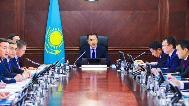 B. Saǵyntaev «Prezıdenttiń Bes áleýmettik bastamasyn» iske asyrý jumystaryn jandandyrýdy tapsyrdy