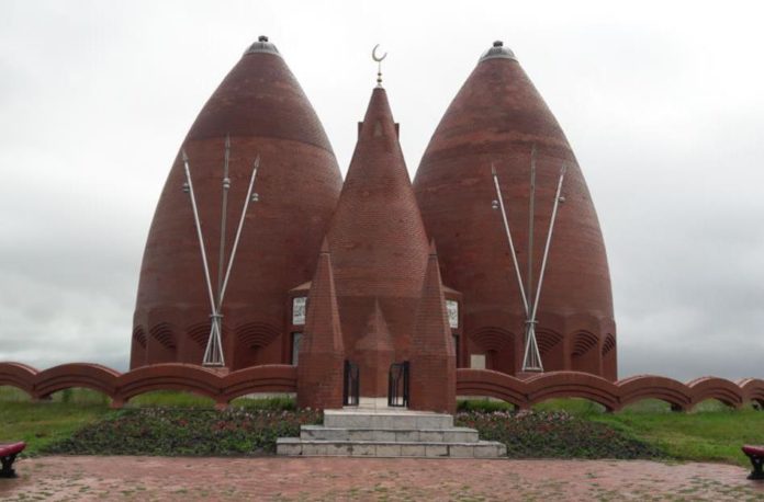 «BО́RILI MENIŃ BAIRAǴYM...»