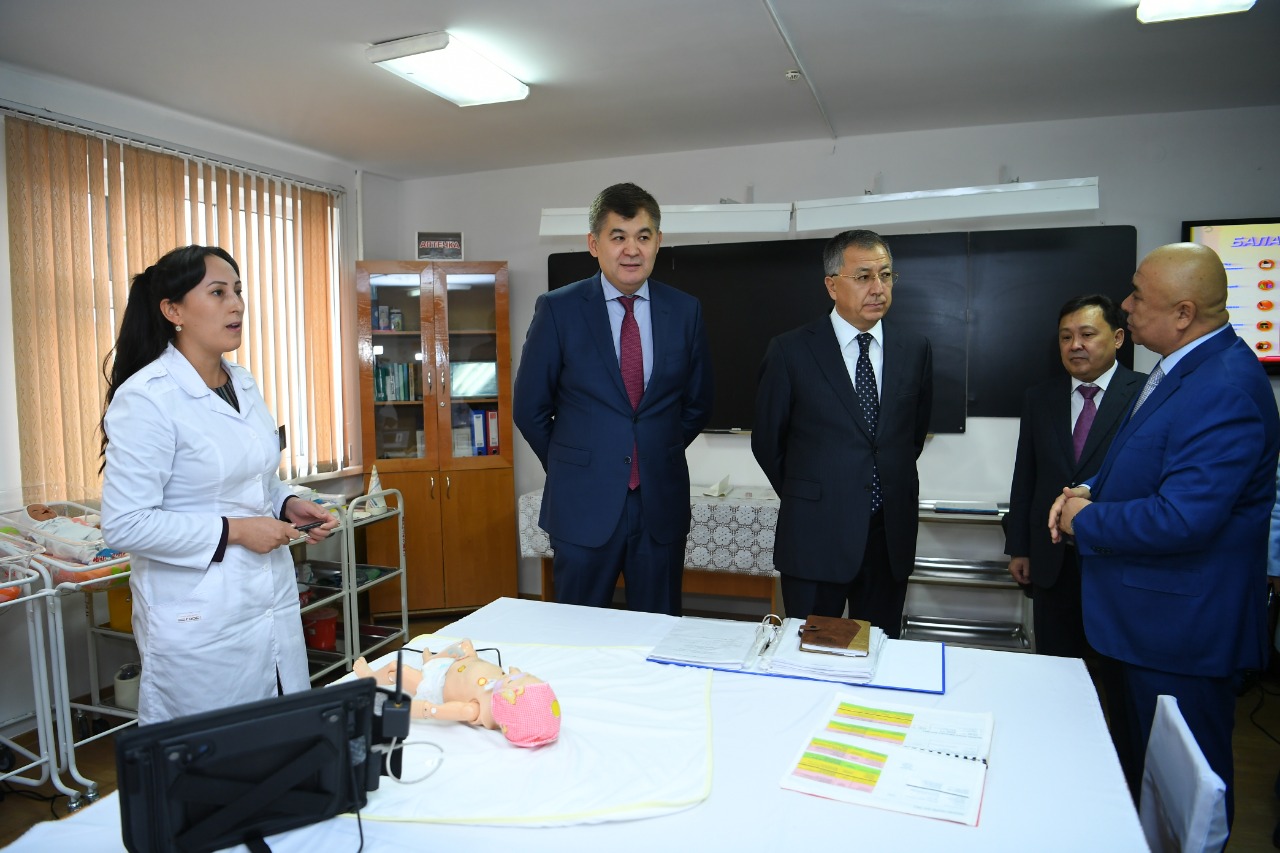 Dáriger telefonmen keńes beredi