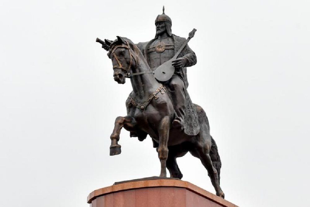 Elin súıgen erdiń dańqy asqaqtady